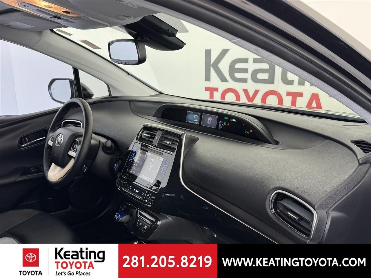 Toyota Prius Two Eco 2017