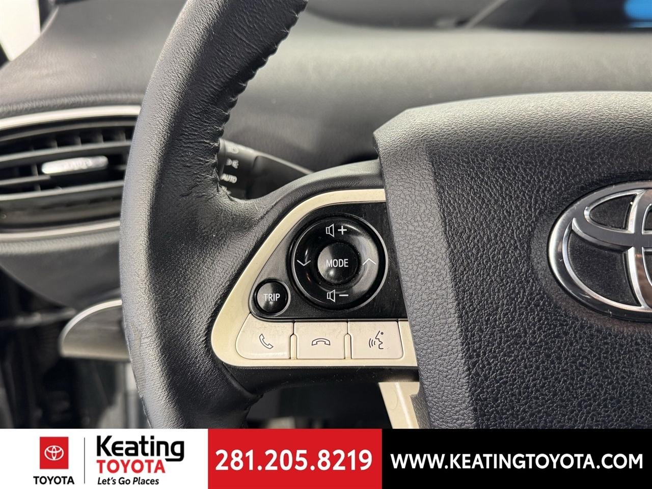 Toyota Prius Two Eco 2017