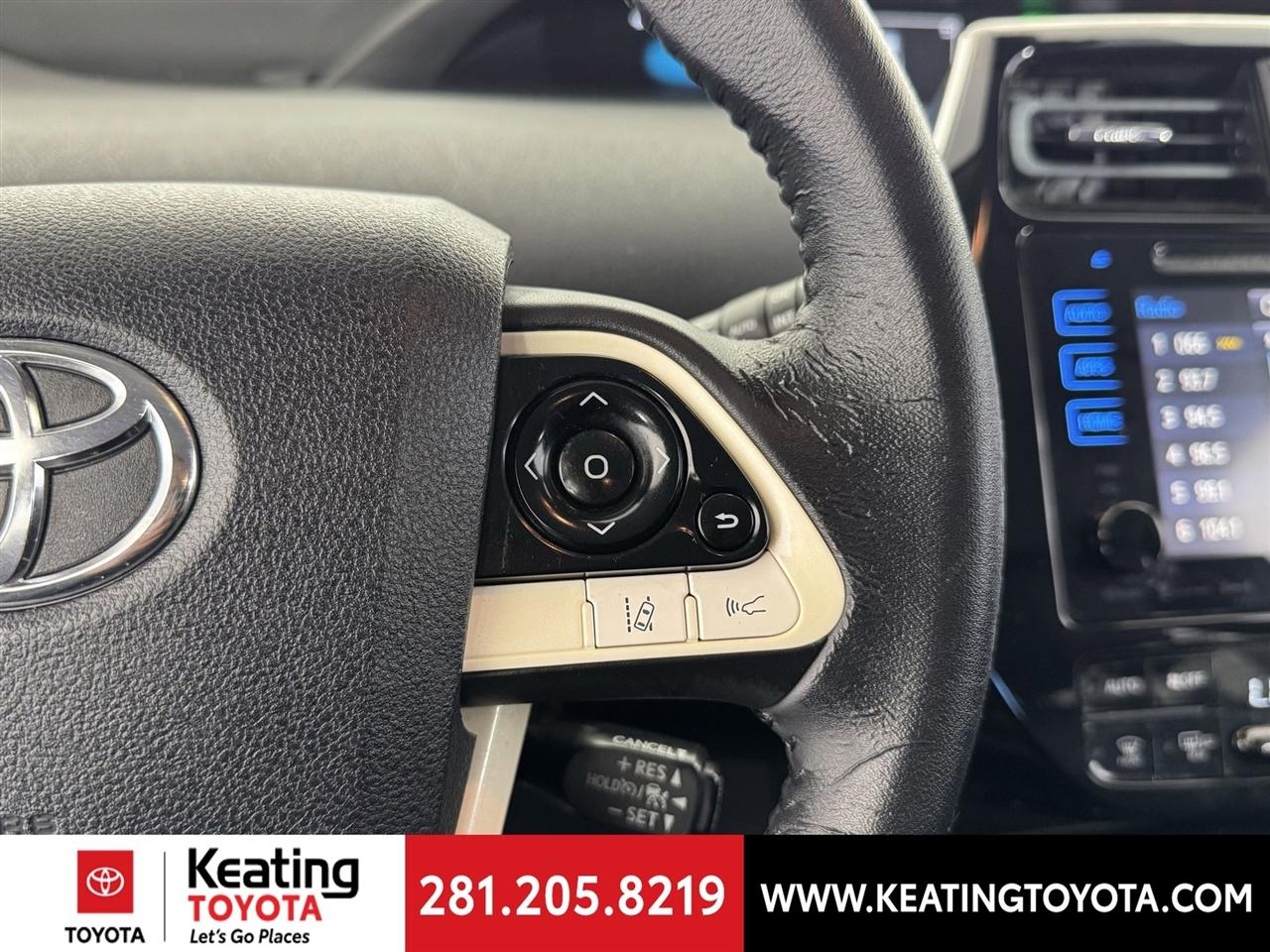 Toyota Prius Two Eco 2017