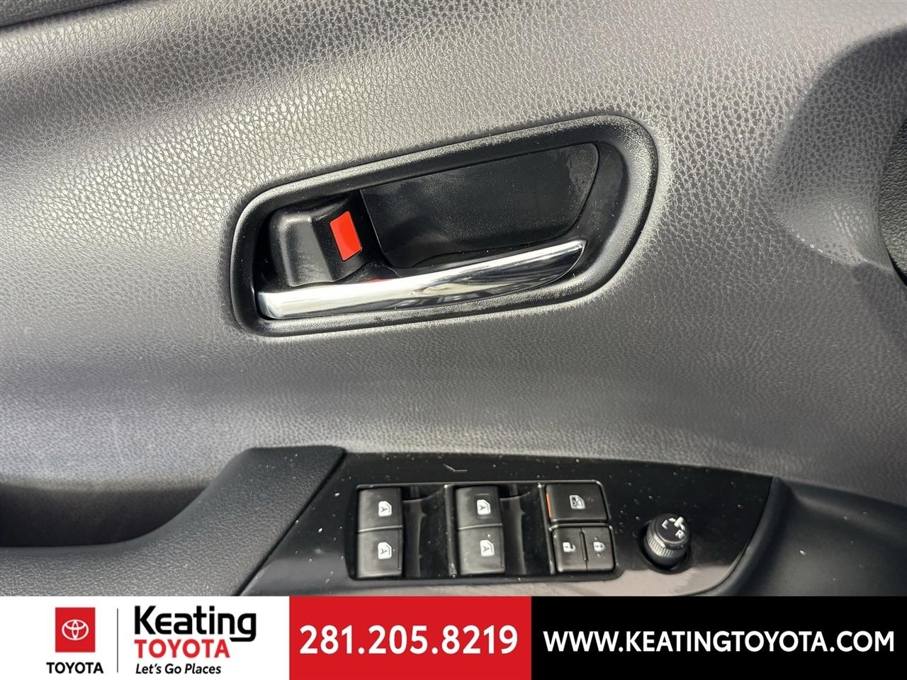 Toyota Prius Two Eco 2017