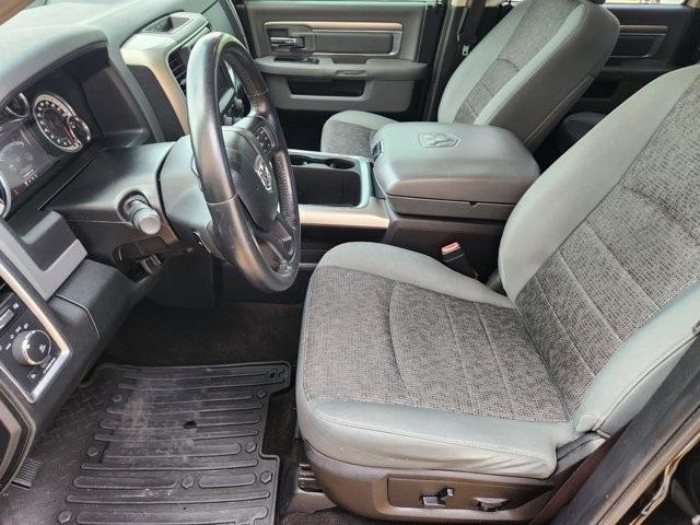 RAM 1500 SLT Crew Cab SWB 2WD 2016