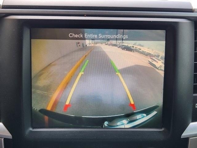 RAM 1500 SLT Crew Cab SWB 2WD 2016