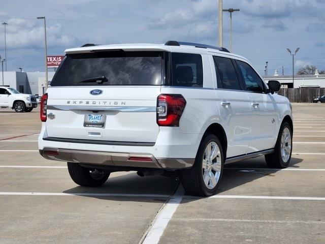 Ford Expedition King Ranch 2024