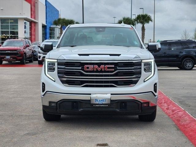GMC Sierra 1500 SLT Crew Cab 2WD 2026