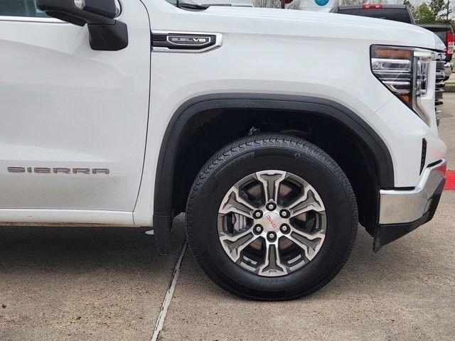 GMC Sierra 1500 SLT Crew Cab 2WD 2026