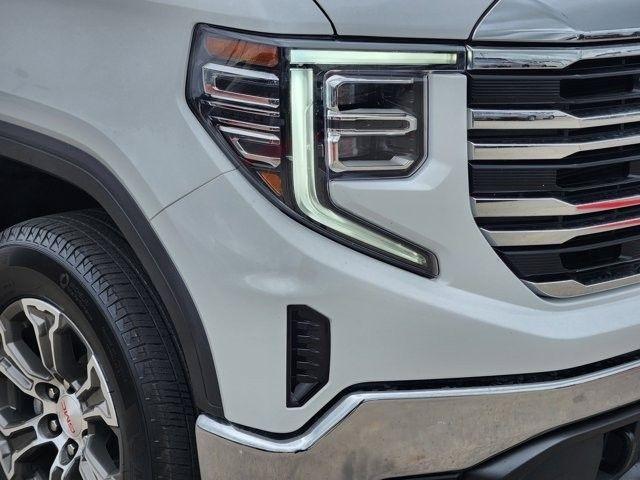 GMC Sierra 1500 SLT Crew Cab 2WD 2026