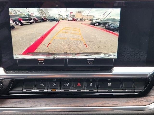 GMC Sierra 1500 SLT Crew Cab 2WD 2026