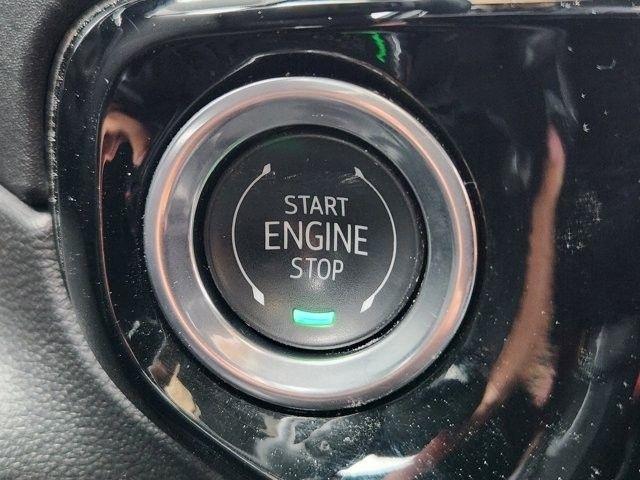 GMC Sierra 1500 SLT Crew Cab 2WD 2026