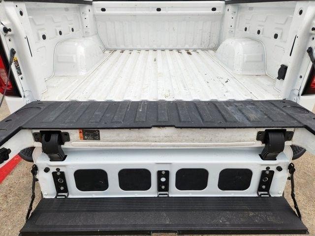 GMC Sierra 1500 SLT Crew Cab 2WD 2026