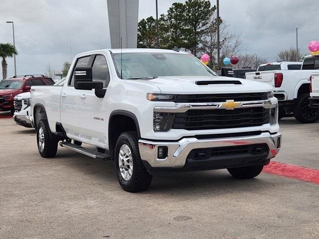 Chevrolet Silverado 2500HD LT Crew Cab Long Box 4WD 2025