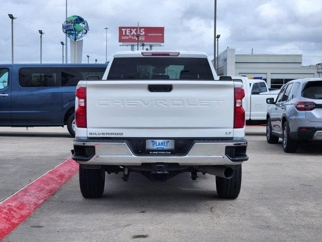 Chevrolet Silverado 2500HD LT Crew Cab Long Box 4WD 2025
