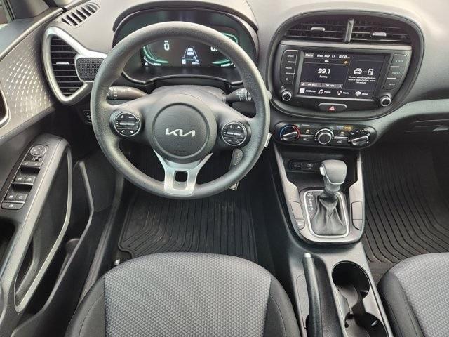 Kia Soul LX CVT 2023