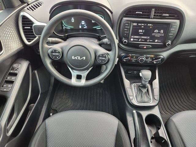 Kia Soul LX CVT 2023