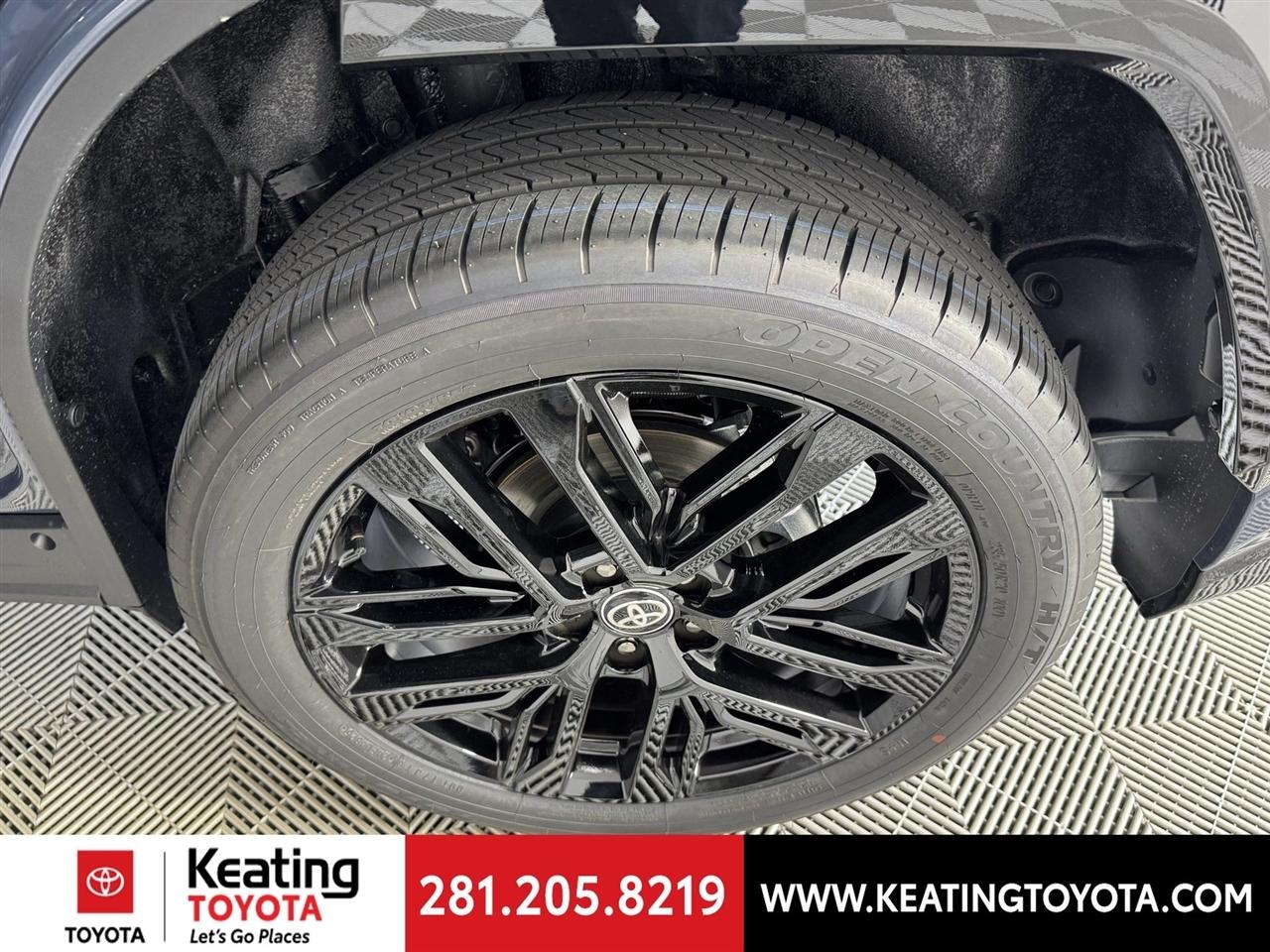 Toyota RAV4 Hybrid XSE AWD 2026