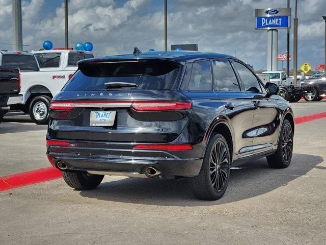 Lincoln Corsair Base 2023