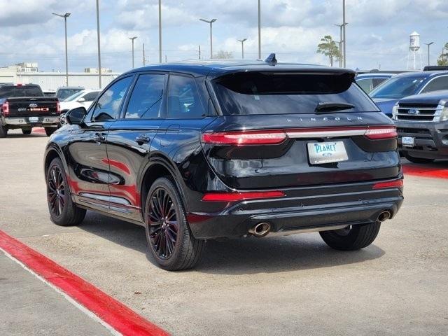 Lincoln Corsair Base 2023