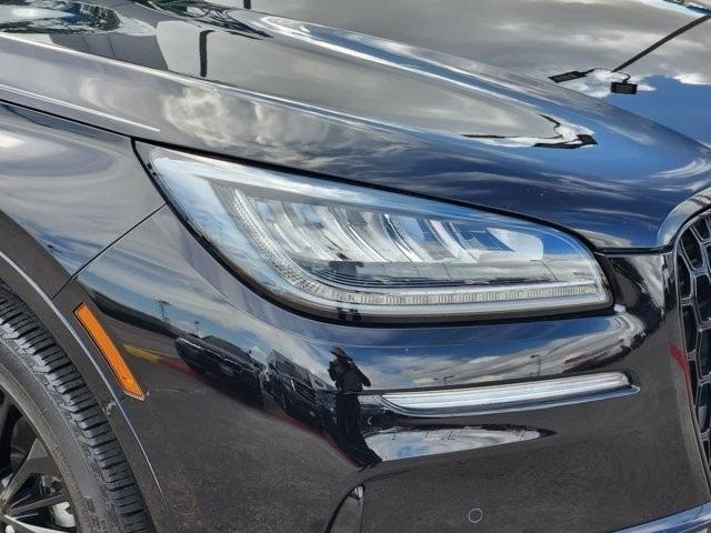 Lincoln Corsair Base 2023