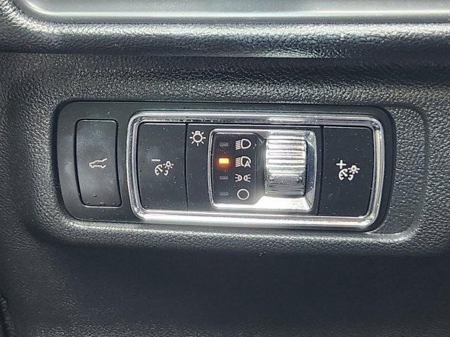 Lincoln Corsair Base 2023