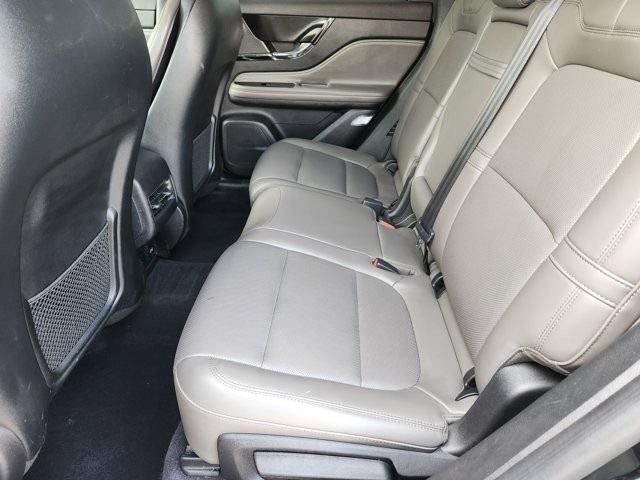 Lincoln Corsair Base 2023