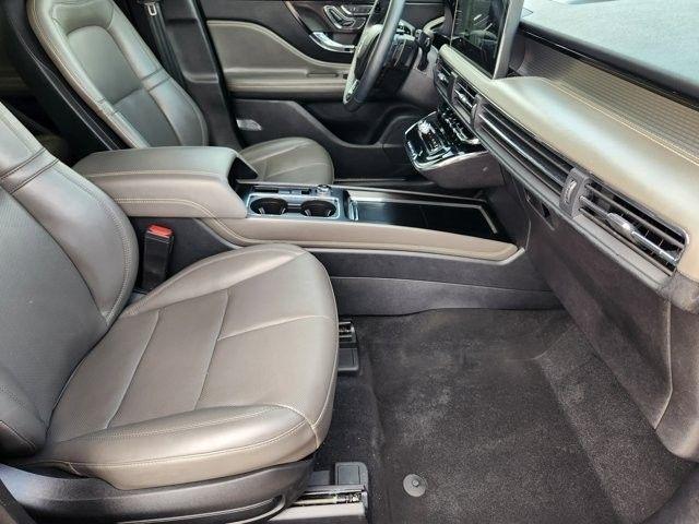 Lincoln Corsair Base 2023