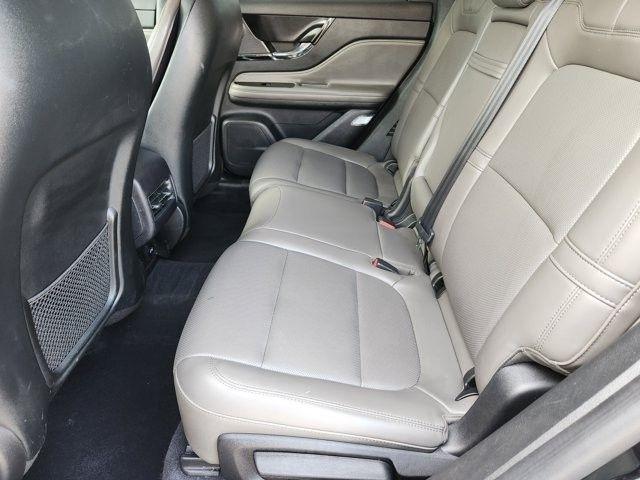 Lincoln Corsair Base 2023