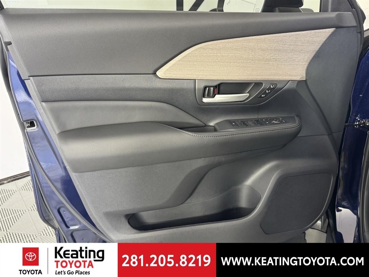 Toyota Grand Highlander Hybrid Limited AWD 2026