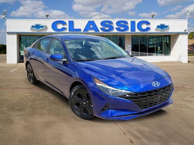 Hyundai Elantra SEL 2022