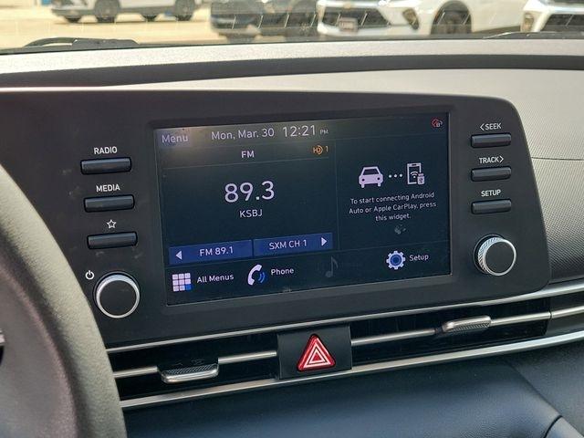 Hyundai Elantra SEL 2022