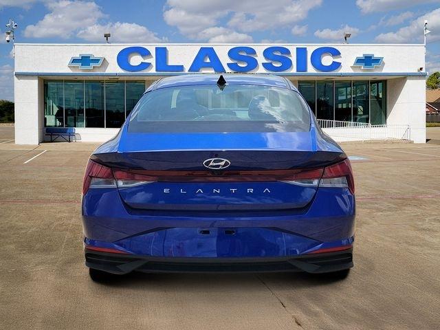 Hyundai Elantra SEL 2022