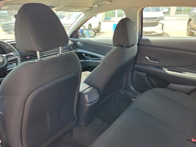 Hyundai Elantra SEL 2022