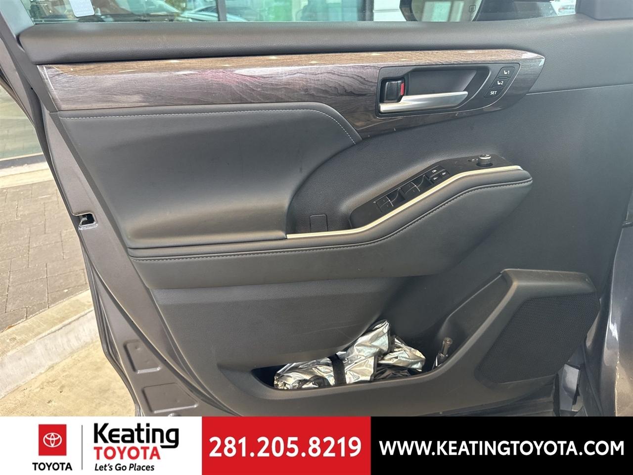 Toyota Highlander XLE 2024