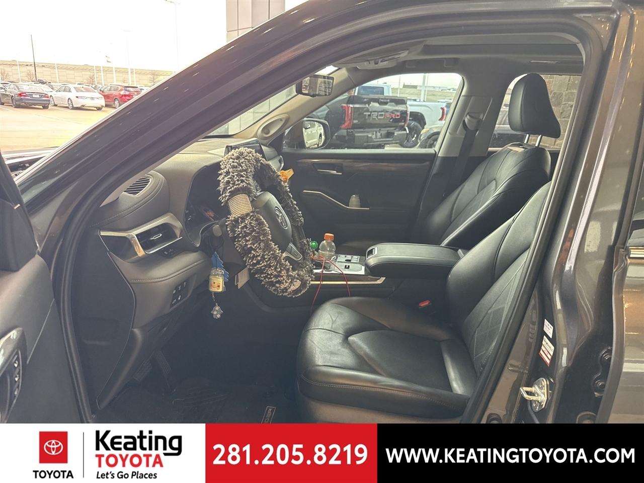 Toyota Highlander XLE 2024