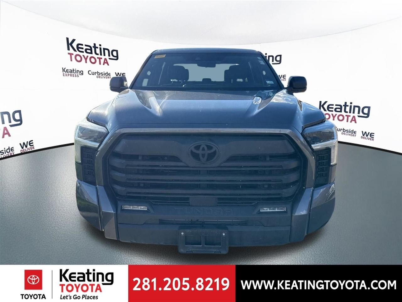 Toyota Tundra SR5 CrewMax 4WD 2025