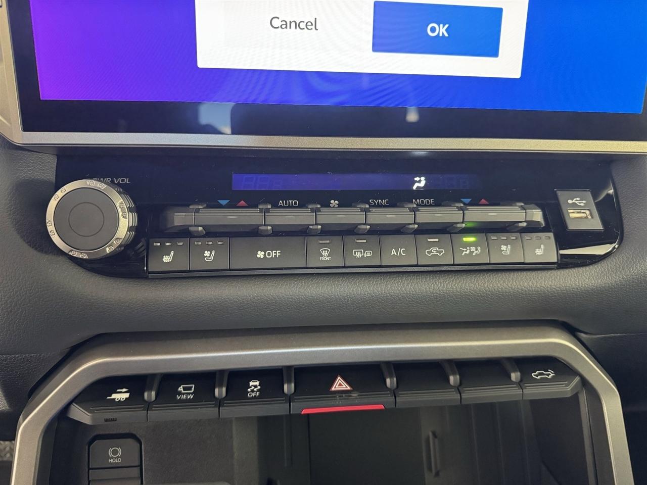 Toyota Tundra Limited CrewMax 2WD 2026