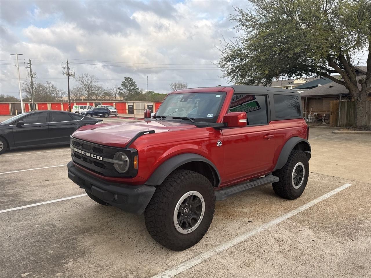 Ford Bronco Outer Banks 2-Door w/Advanced 2023