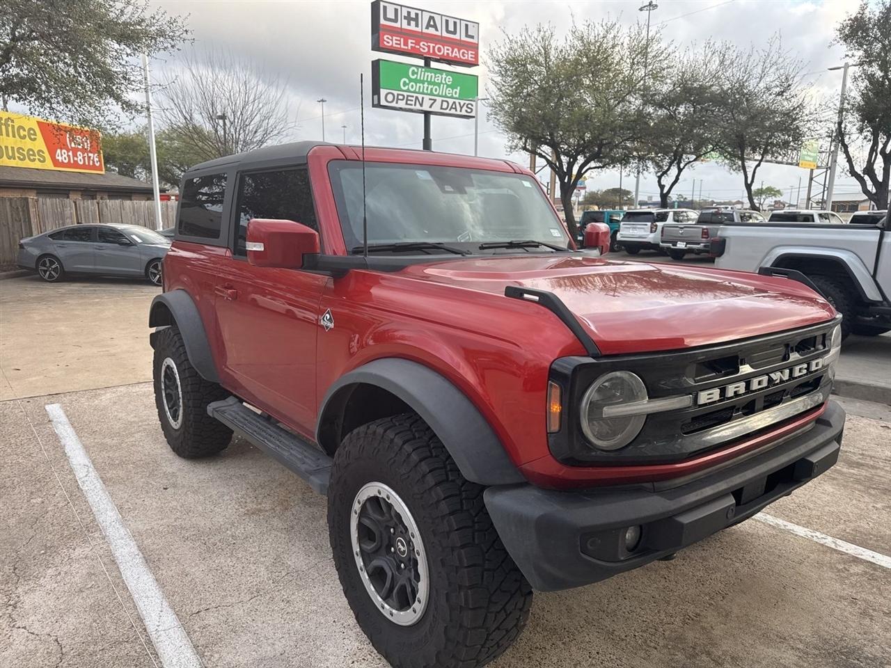 Ford Bronco Outer Banks 2-Door w/Advanced 2023