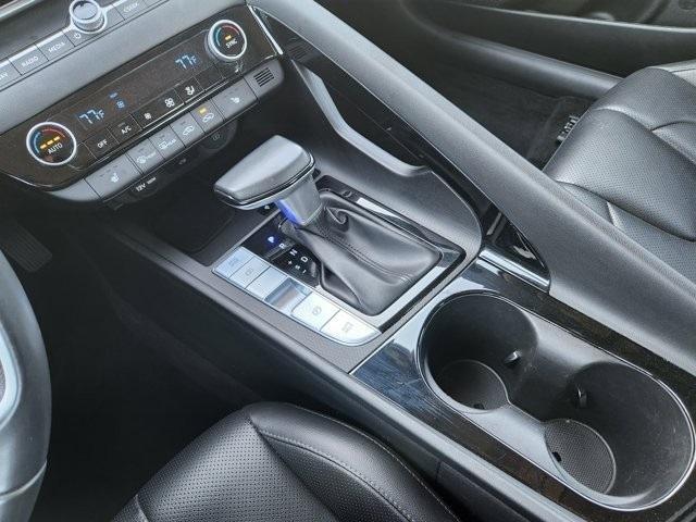 Hyundai Elantra Limited 2025