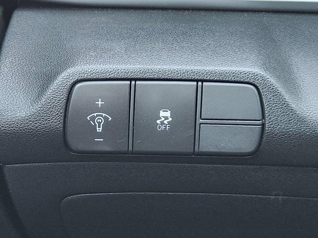 Hyundai Elantra Limited 2025