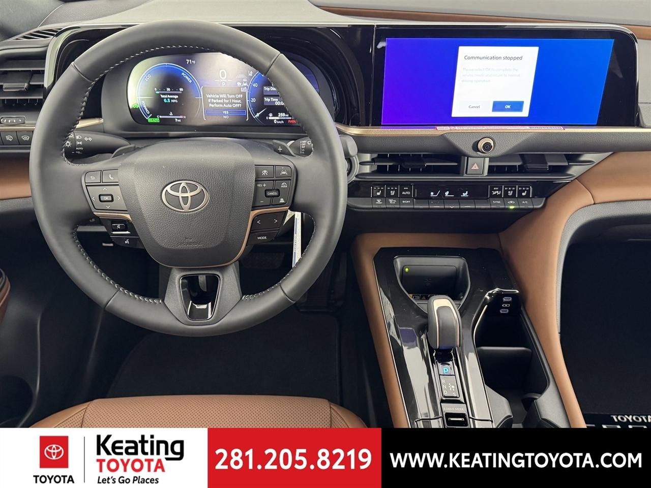 Toyota Crown Signia XLE 2026