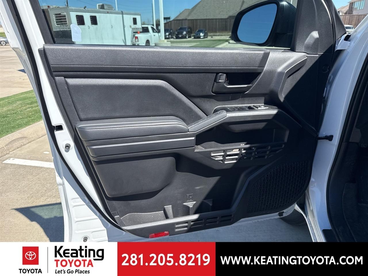 Toyota Tacoma SR Double Cab 4WD 2026