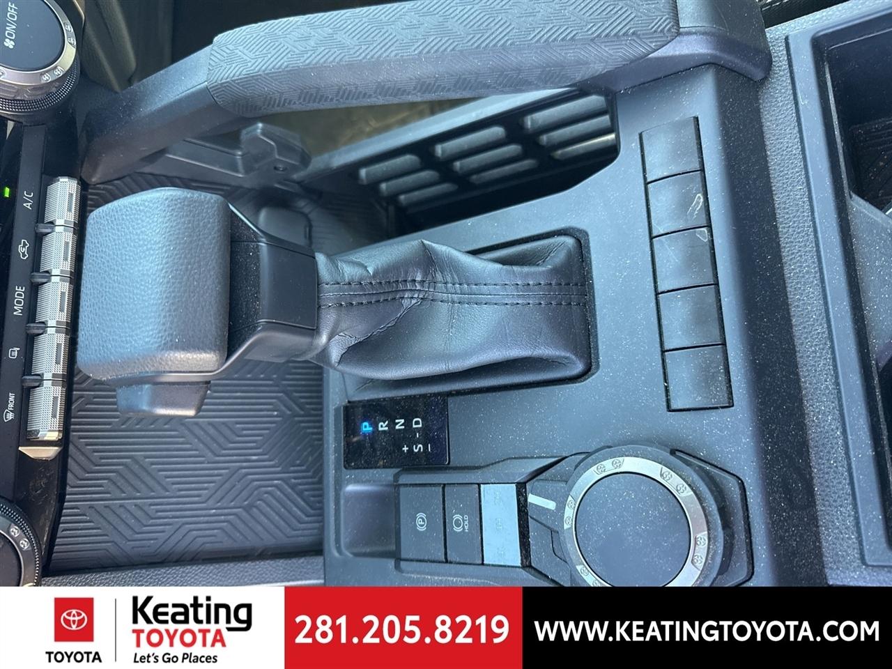 Toyota Tacoma SR Double Cab 4WD 2026