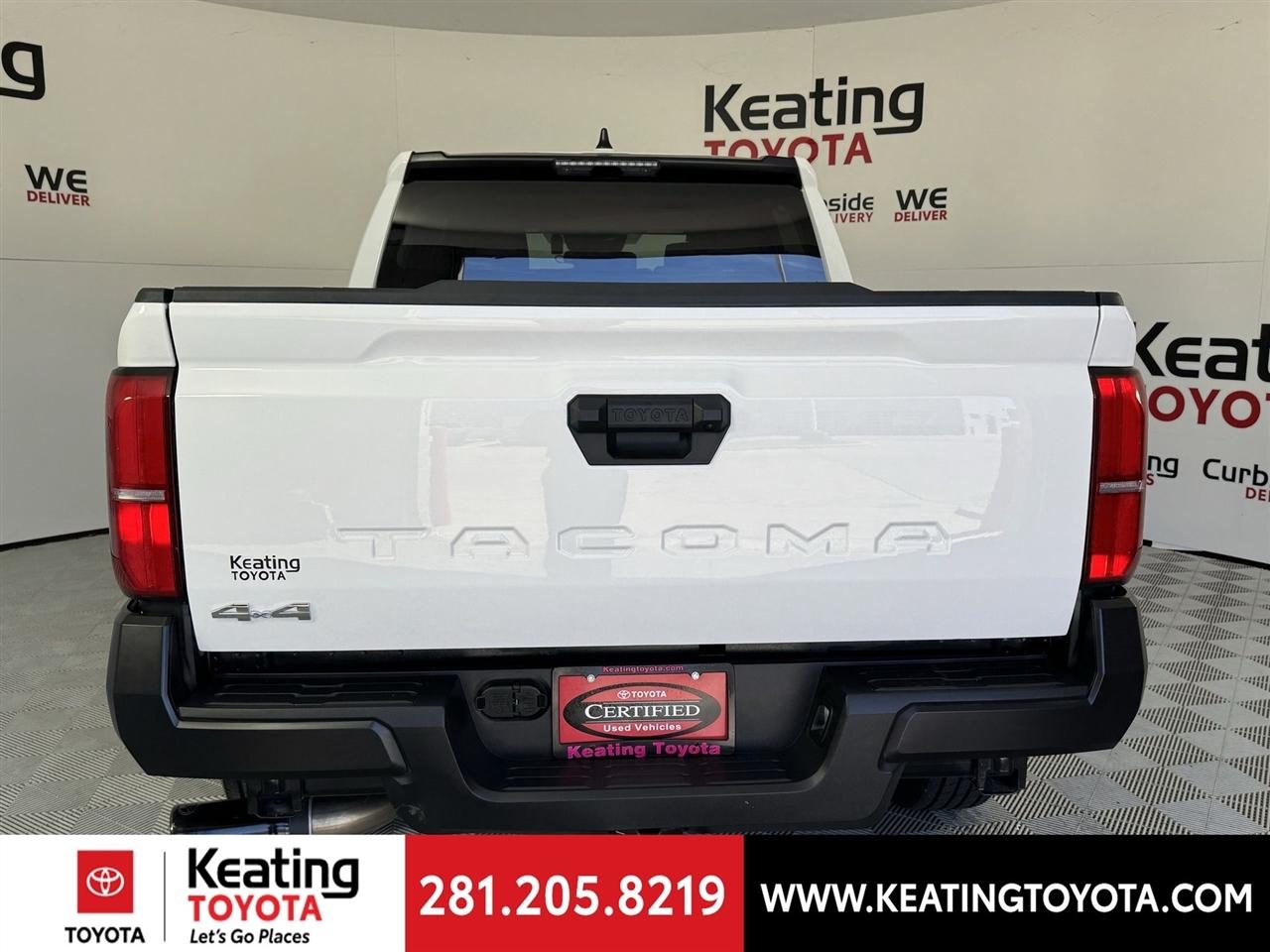 Toyota Tacoma SR Double Cab 4WD 2026