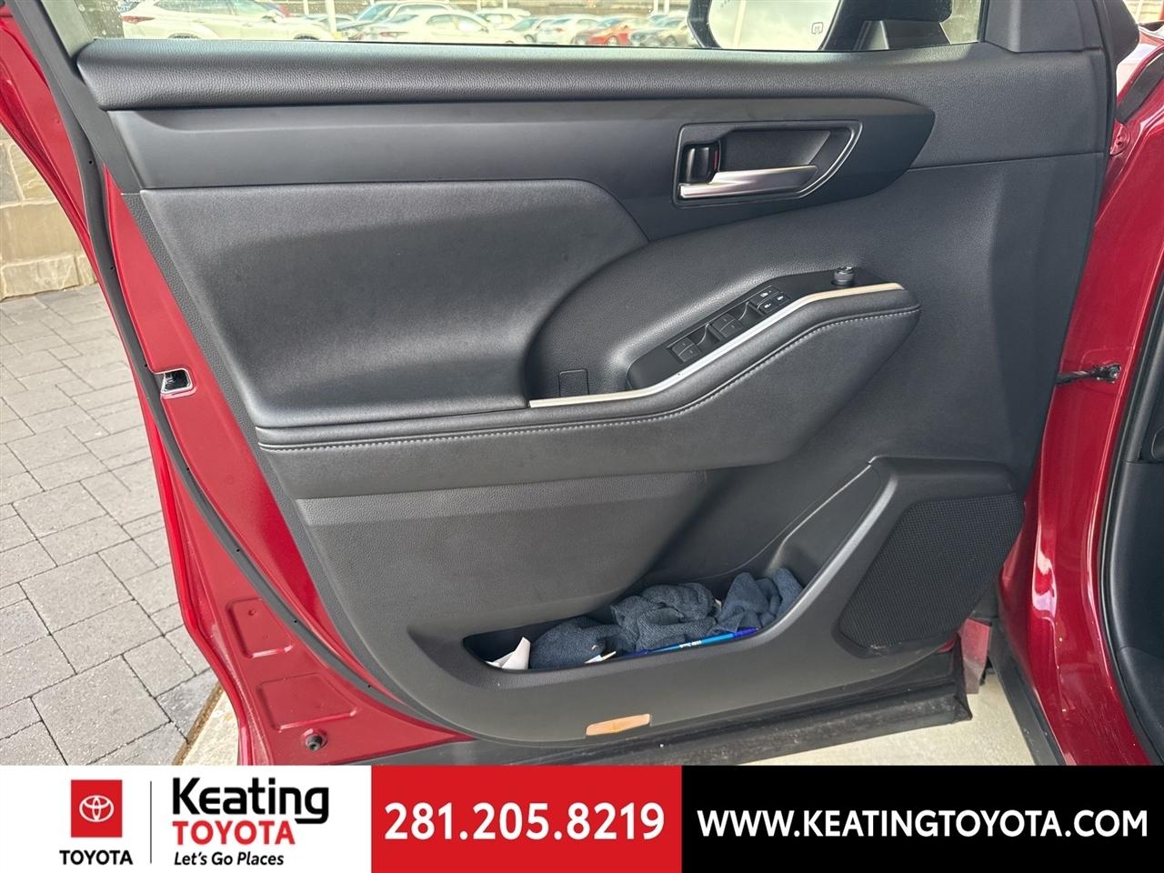 Toyota Highlander XSE FWD V6 2021