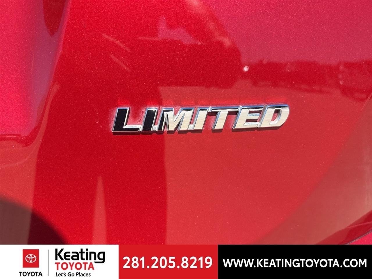 Toyota RAV4 Limited FWD 2016