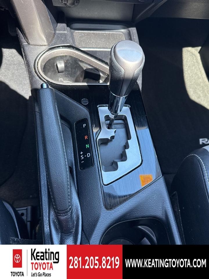 Toyota RAV4 Limited FWD 2016