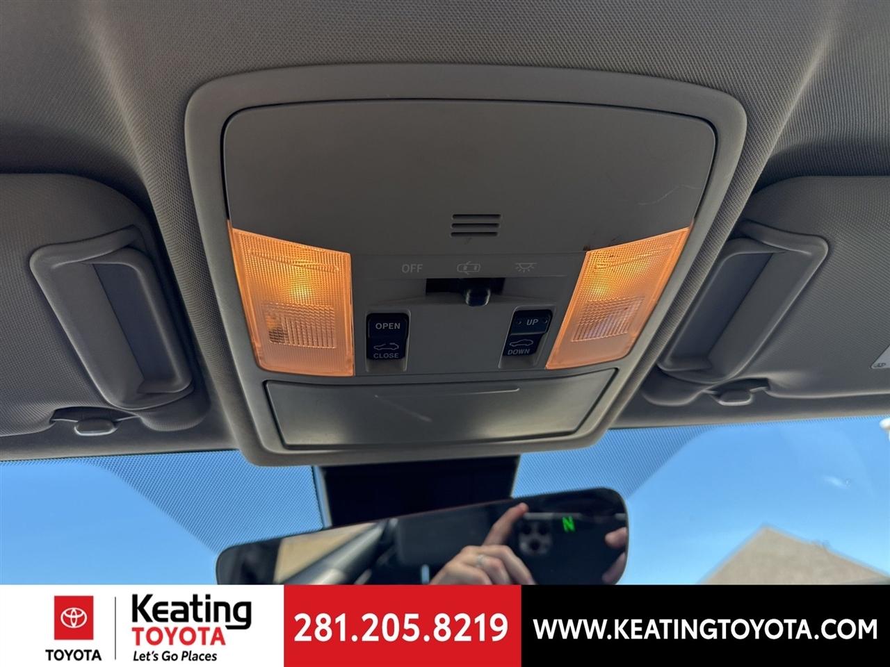 Toyota RAV4 Limited FWD 2016