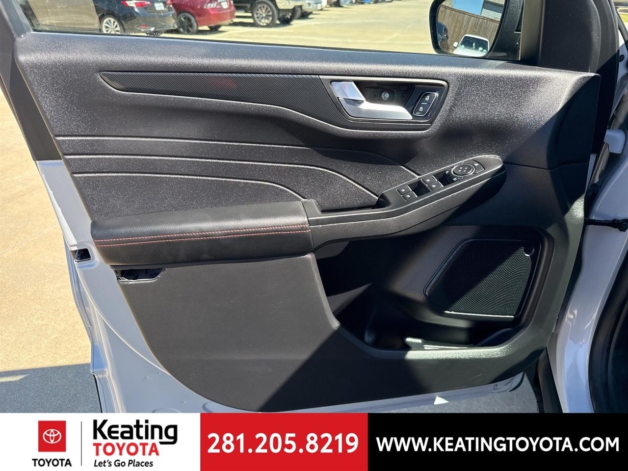 Ford Escape ST-Line 2025