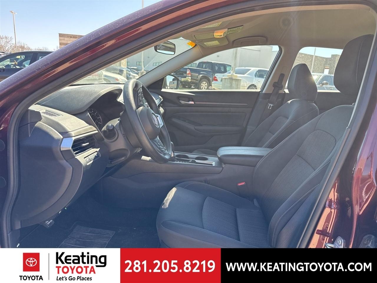 Nissan Altima 2.5 SV 2025