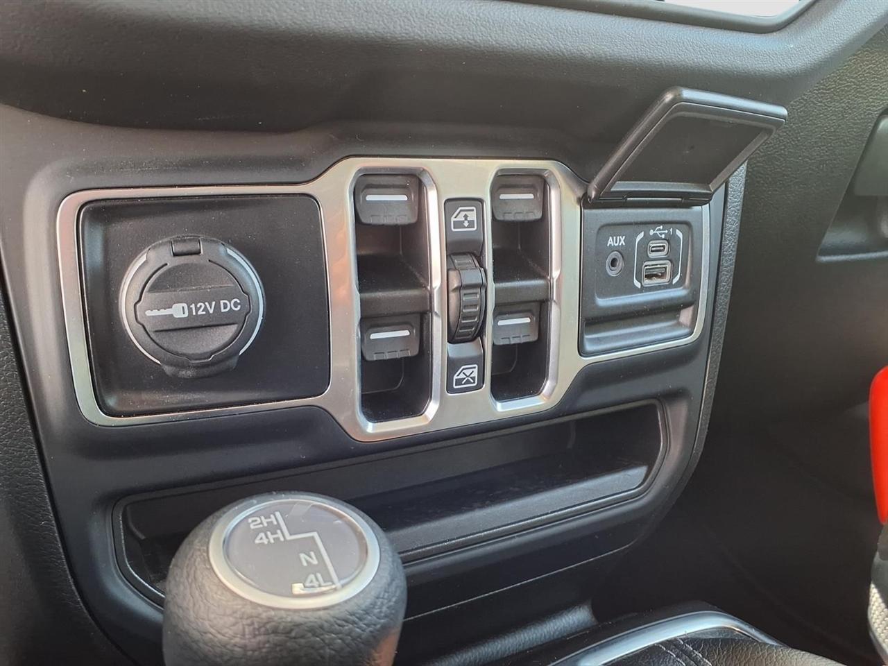 Jeep Wrangler Sport 2025