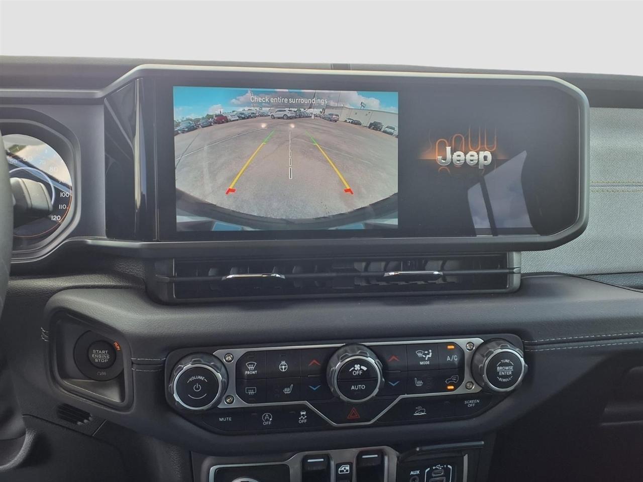 Jeep Wrangler Sport 2025